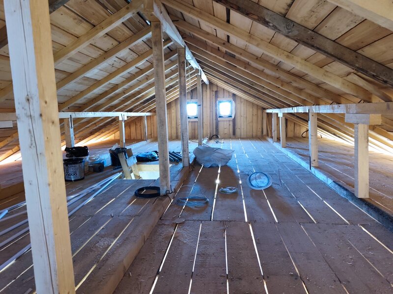 Casa cu 3 camere parter, pod, terasa, beci, fara comision de la proprietar